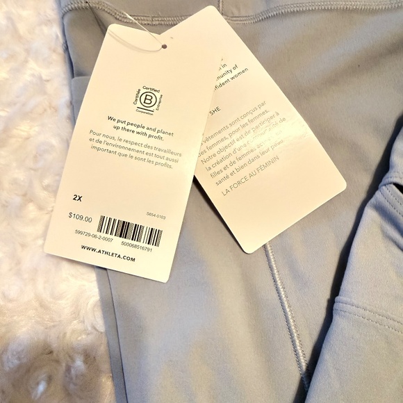 Athleta  SALUTATION STASH POCKET| CINCH 7/8 TIGHTS - Picture 6 of 8